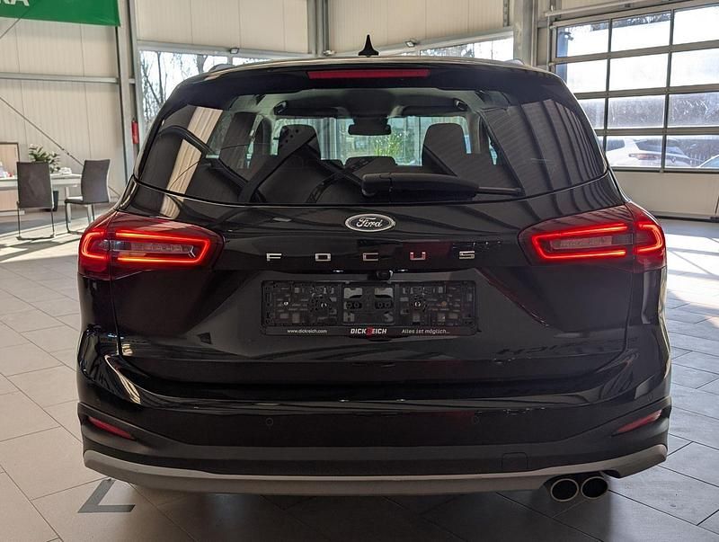 Gebraucht Ford Focus Active 155 PS (114 kW) 2024 Schwarz Kombi