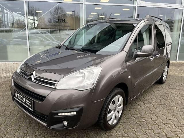 Grau Gebraucht 2017 Citroën Berlingo PureTech Van / Kleinbus | 9.800 € (Fairer Preis) - Bild 1/4