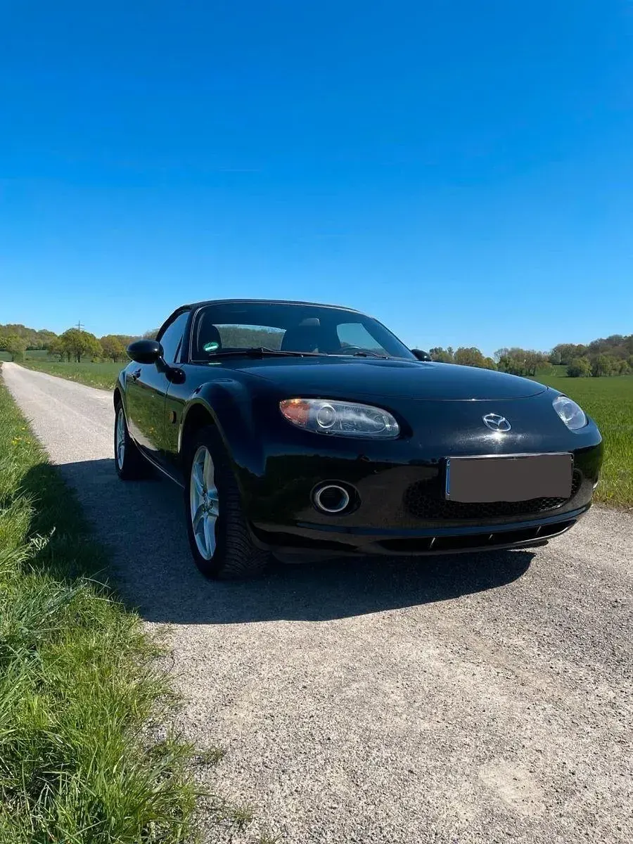 Używany Mazda MX5 Emotion 126 KM (92 kW) 2006 Czarny Kabriolet