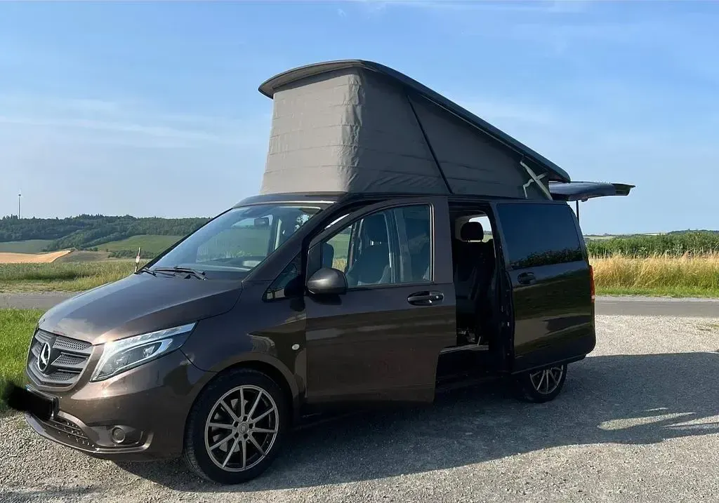 Gebraucht Mercedes V250 Marco Polo 190 PS (139 kW) 2019 Braun Van / Kleinbus