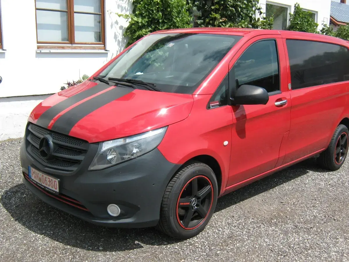 Gebraucht Mercedes Vito 136 PS (100 kW) 2015 Rot Van