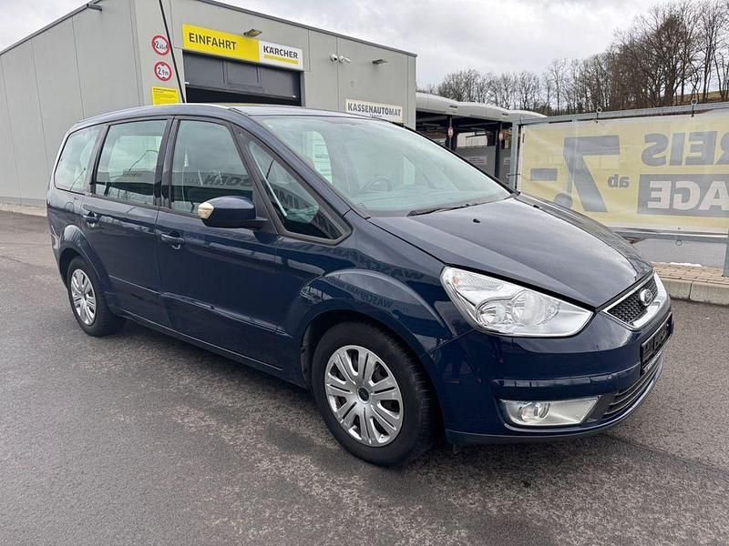 Gebraucht Ford Galaxy Trend 140 PS (102 kW) 2009 Blau Van / Kleinbus