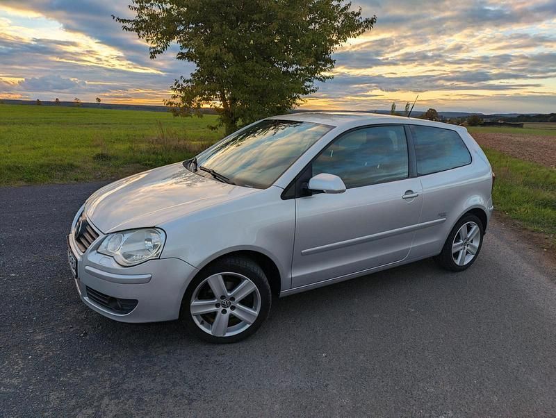 Gebraucht VW Polo Edition 60 PS (44 kW) 2008 Silber Kleinwagen