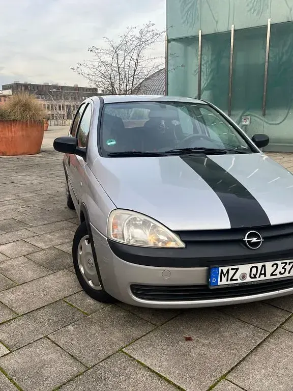 Gebraucht Opel Corsa 75 PS (55 kW) 2002 Kleinwagen