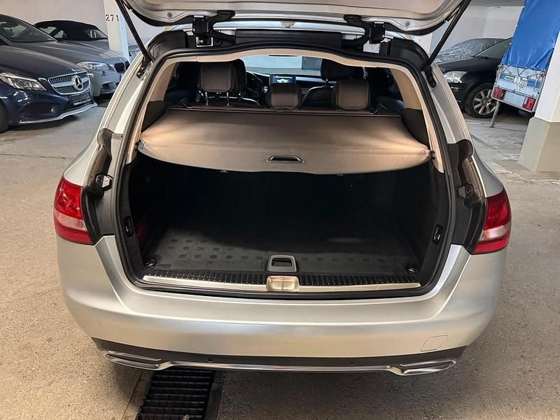 Gebraucht Mercedes C220 170 PS (125 kW) 2016 Silber Kombi