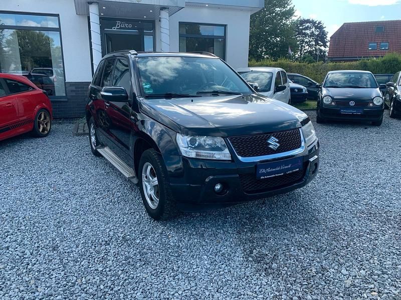 Gebraucht Suzuki Grand Vitara 130 PS (95 kW) 2009 Schwarz SUV