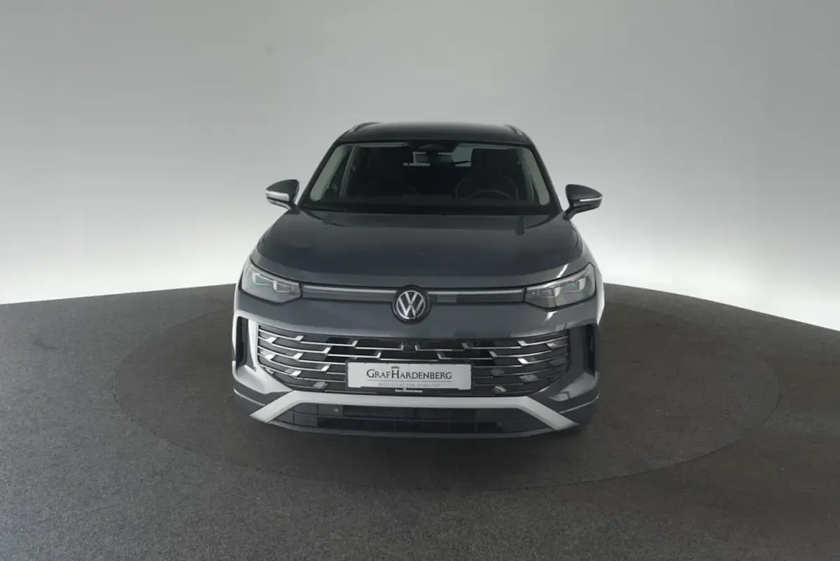 Gebraucht VW Tayron Elegance 204 PS (150 kW) 2025 Grau SUV