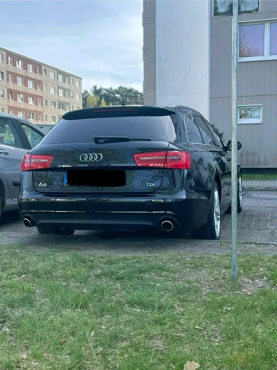 Gebraucht Audi A6 204 PS (150 kW) 2012 Schwarz Kombi