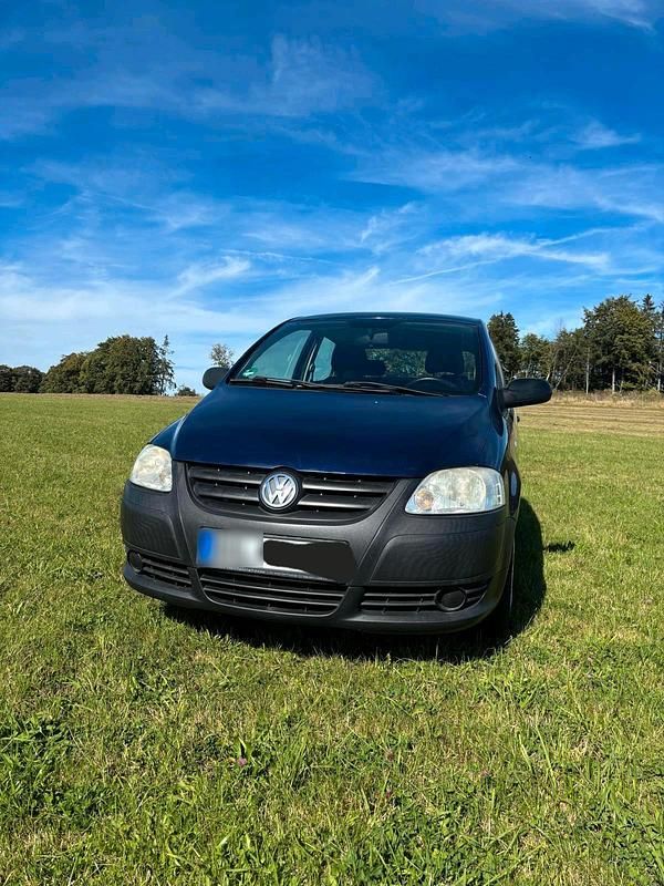 Gebraucht VW Fox 75 PS (55 kW) 2006 Blau Kleinwagen