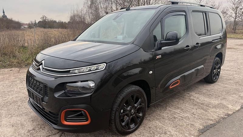 Gebraucht Citroën Berlingo XTR 131 PS (96 kW) 2020 Schwarz Van / Kleinbus
