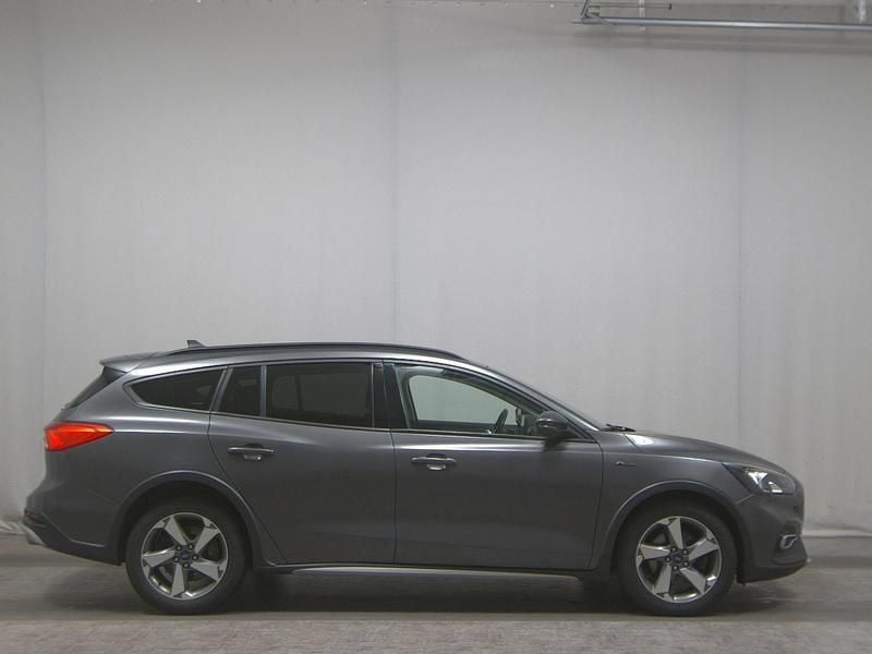Grau Gebraucht 2020 Ford Focus Active Kombi | 11.480 € (Guter Preis) - Bild 1/4