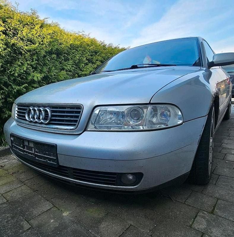 Gebraucht Audi A4 115 PS (84 kW) 2001 Silber Kombi