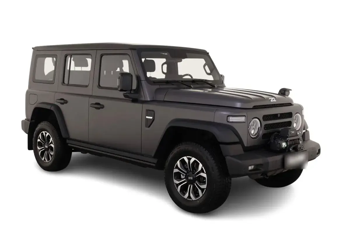 Neu BAW 212 166 PS (122 kW) 2026 Grau SUV