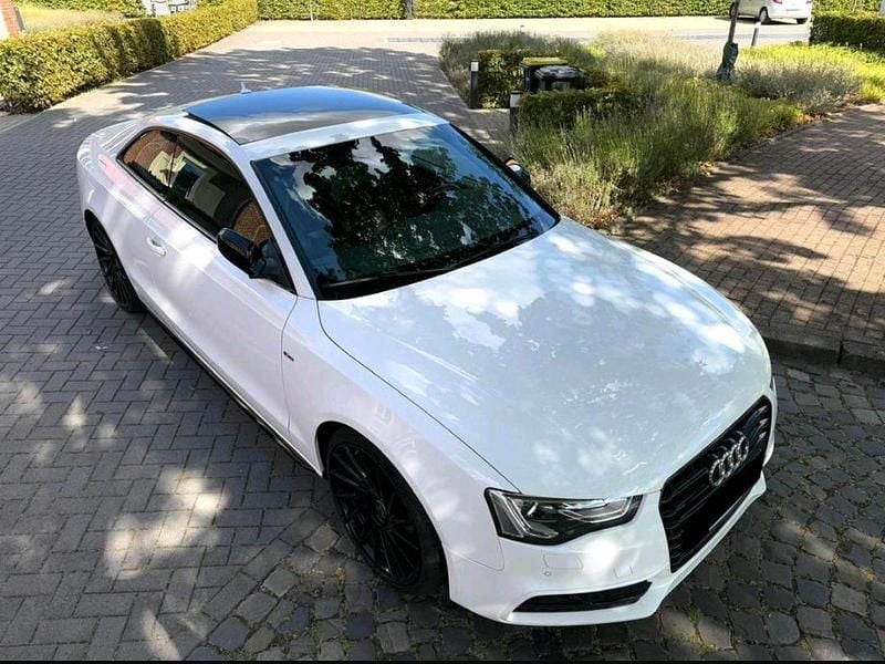 Weiß Gebraucht 2013 Audi A5 S-Line Coupé | 10.000 € (Guter Preis) - Bild 1/4