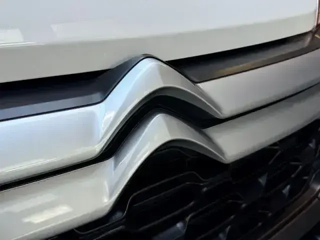Używany Citroën Jumper 140 KM (102 kW) 2024 Biały Minivan