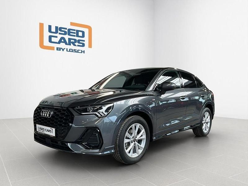 Grau Gebraucht 2024 Audi Q3 S-Line SUV | 44.990 € (Teuer) - Bild 1/4