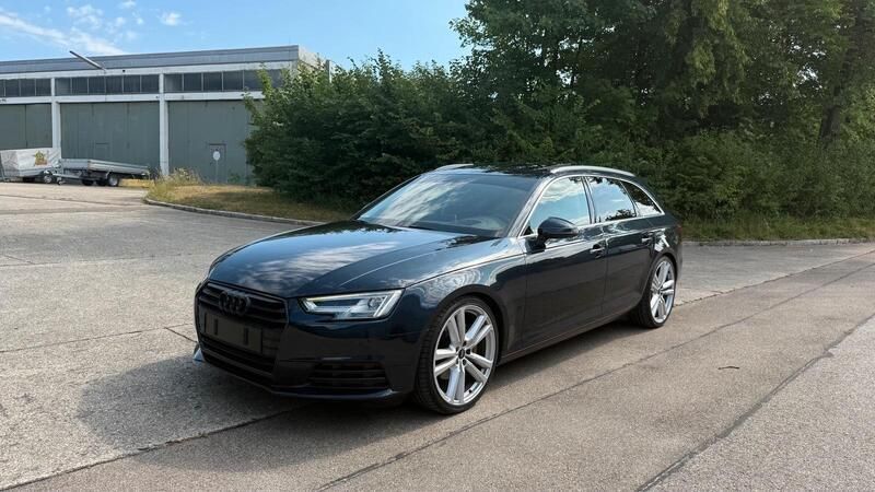 Blau Gebraucht 2017 Audi A4 Kombi | 19.888 € (Fairer Preis) - Bild 1/4