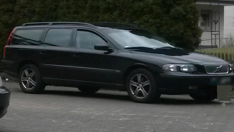 Second-hand Volvo V70 210 CP (154 kW) 2004 Negru Break