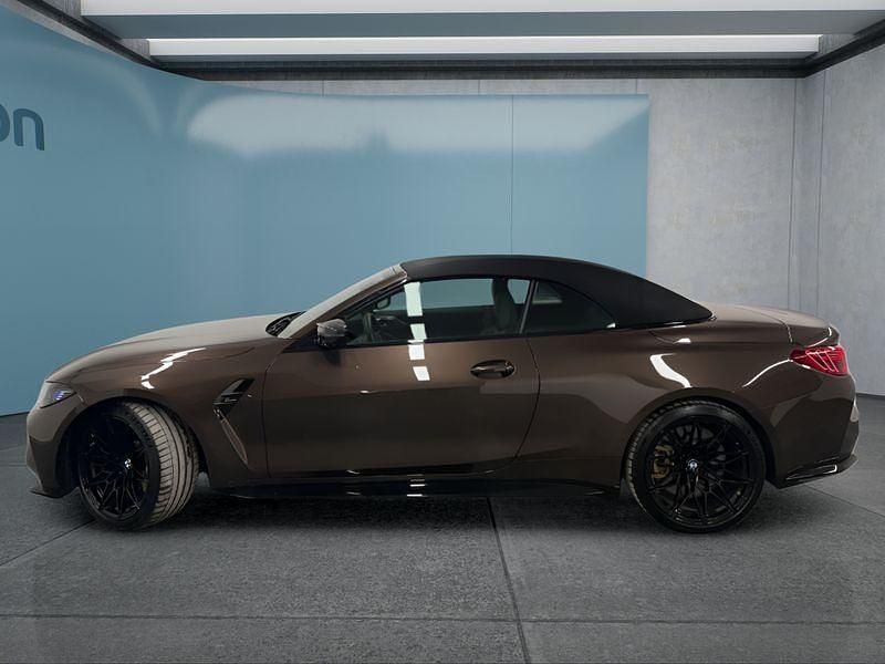 Gebraucht BMW M4 Cabriolet 530 PS (389 kW) 2024 Braun Cabrio