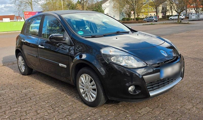 Gebraucht Renault Clio II Expression 75 PS (55 kW) 2011 Schwarz Kleinwagen