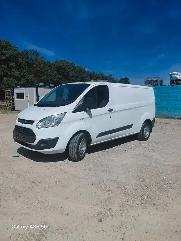 Gebraucht Ford Tourneo Custom 125 PS (91 kW) 2014 Weiß Van