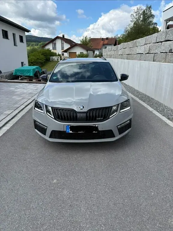 Gebraucht Skoda Octavia RS 230 PS (169 kW) 2018 Grau Kombi