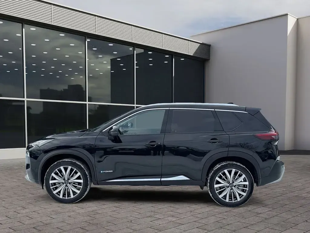 Gebraucht Nissan X-Trail Tekna 213 PS (156 kW) 2026 Black pearl (m) SUV