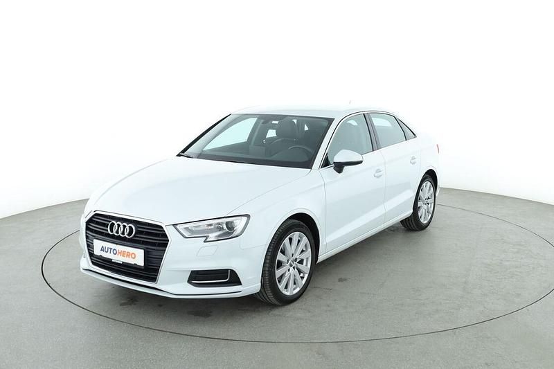Weiß Gebraucht 2017 Audi A3 Design Limousine | 18.690 € (Teuer) - Bild 1/3