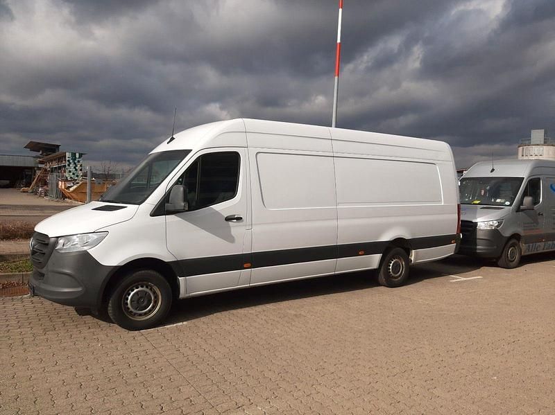 Gebraucht Mercedes Sprinter 170 PS (125 kW) 2022 Weiß Van