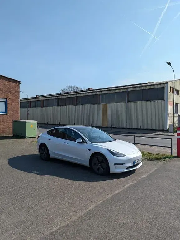 Gebraucht Tesla Model 3 366 kW (498 PS) 2021 Weiß Limousine