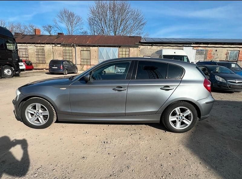 Second-hand BMW 116 122 CP (89 kW) 2010 Gri Hatchback