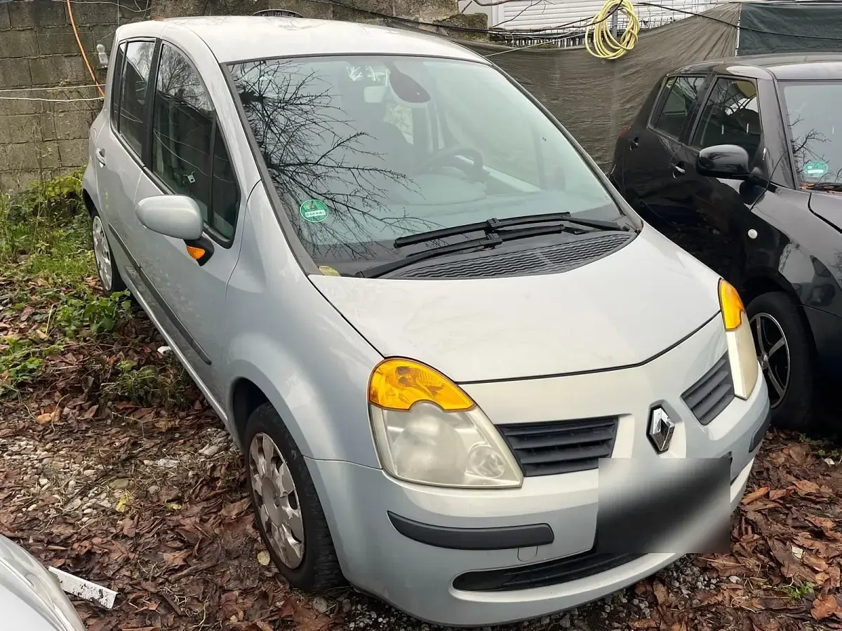 Second-hand Renault Modus 98 CP (72 kW) 2005 Argintiu Monovolum