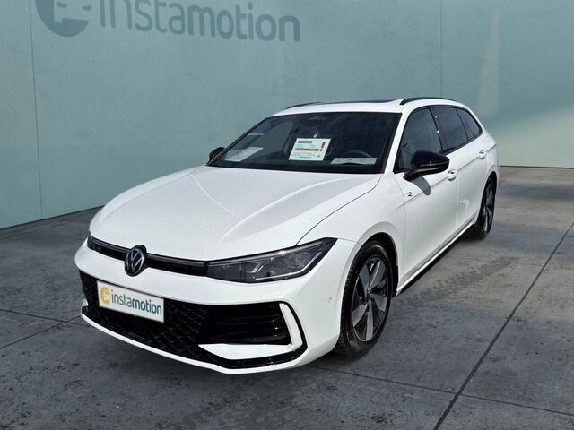 Gebraucht VW Passat R-line 150 PS (110 kW) 2024 Weiß Kombi
