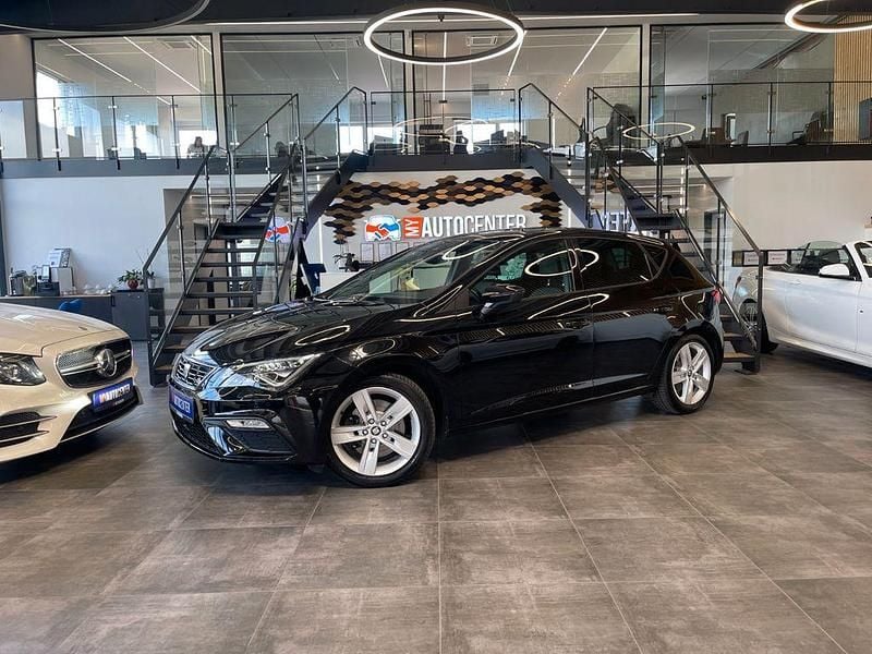 Schwarz Gebraucht 2019 Seat Leon Business Limousine | 14.999 € (Guter Preis) - Bild 1/4