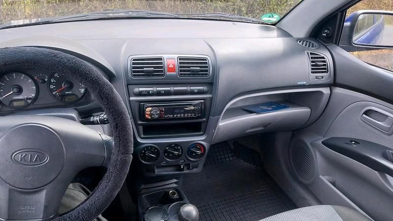 Gebraucht Kia Picanto 65 PS (47 kW) 2005 Blau Kleinwagen