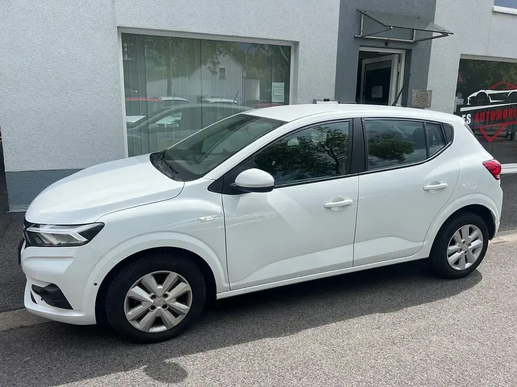 Gebraucht Dacia Sandero Expression 91 PS (66 kW) 2024 Weiß SUV