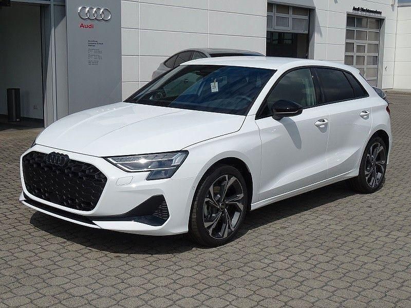 Neu Audi A3 Advanced 150 PS (110 kW) 2026 Weiß Limousine