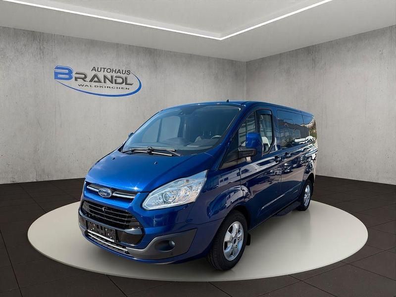 Gebraucht Ford Tourneo Titanium 170 PS (125 kW) 2017 Blau Van / Kleinbus
