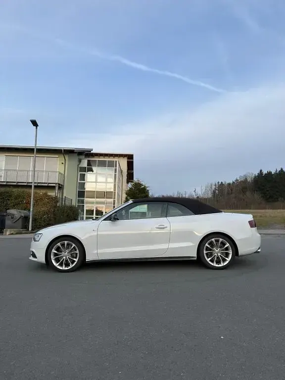 Usata Audi A5 Cabriolet Exclusive 245 CV (180 kW) 2014 Bianco Cabrio