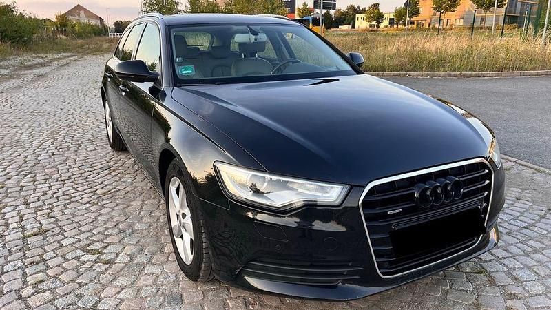Gebraucht Audi A6 Ambiente 204 PS (150 kW) 2013 Schwarz Kombi
