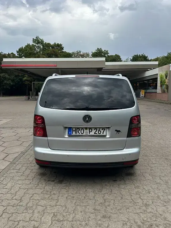 Gebraucht VW Touran Freestyle 140 PS (102 kW) 2010 Silber Van / Kleinbus