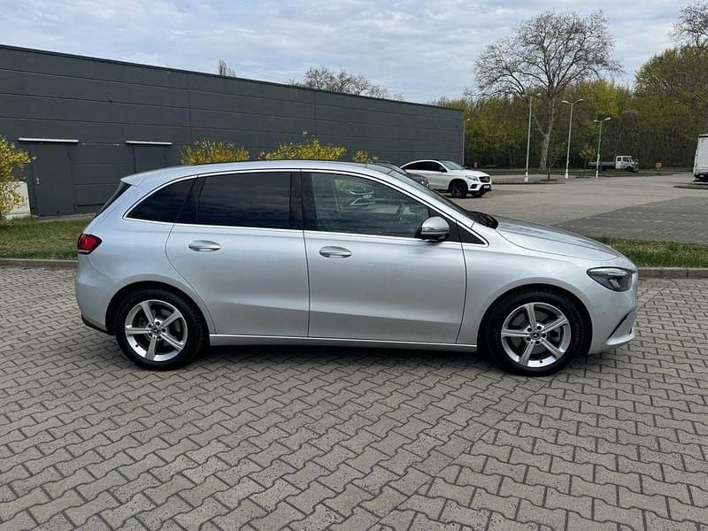 Gebraucht Mercedes 220 Progressive 190 PS (139 kW) 2019 Silber Limousine