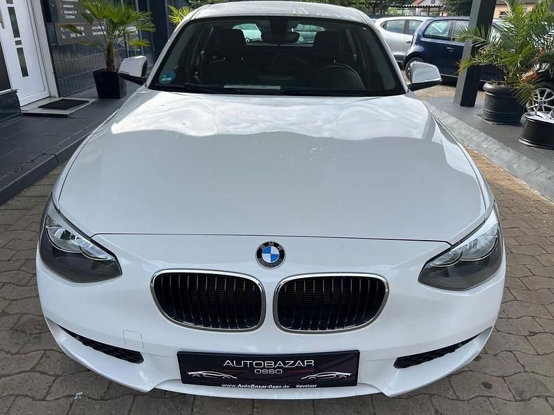 Gebraucht BMW 114 Advantage 95 PS (69 kW) 2015 Weiß Kleinwagen