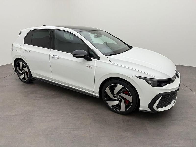 Gebraucht VW Golf VIII GTI 265 PS (194 kW) 2024 Weiß Limousine