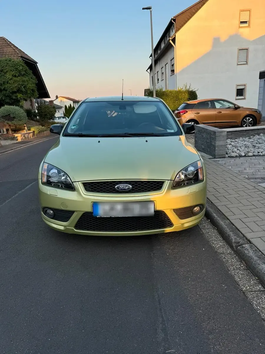Gebraucht Ford Focus Titanium 125 PS (91 kW) 2008 Grün Coupé