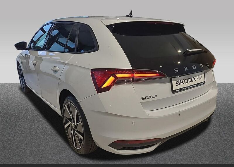 Gebraucht Skoda Scala Selection 150 PS (110 kW) 2024 Weiß Kleinwagen