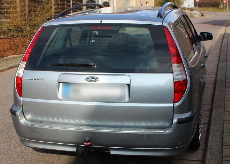 Gebraucht Ford Mondeo 145 PS (106 kW) 2007 Silber Kombi