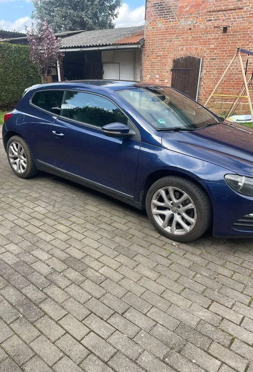 Gebraucht VW Scirocco 160 PS (117 kW) 2009 Blau Coupé
