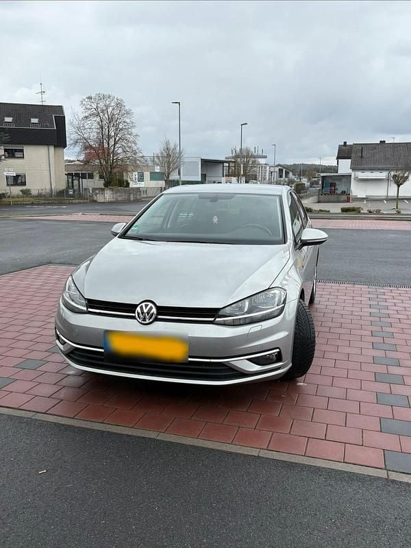 Gebraucht VW Golf VII Join 116 PS (85 kW) 2019 Silber Limousine