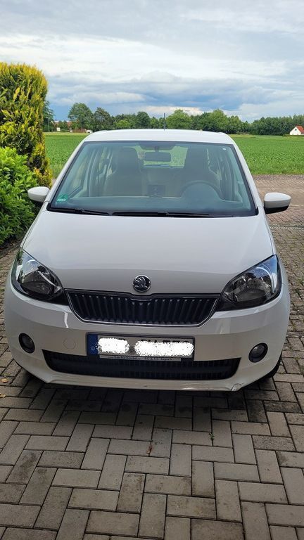Weiß Gebraucht 2015 Skoda Citigo Elegance Kleinwagen | 7.800 € (Guter Preis) - Bild 1/4